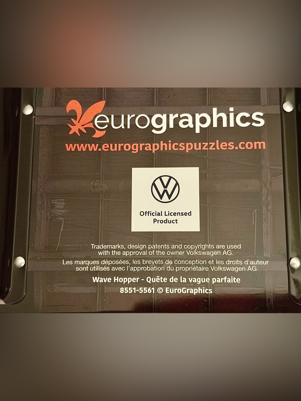 EuroGraphics VW Wave Hopper 550-Piece Puzzle packaged in a collectible, bus-shap - Picture 8 of 8
